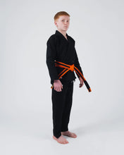 Carregar imagem no visualizador da galeria, Kimono BJJ (GI) Kingz Kore Youth 2.0. Preto com cinto branco