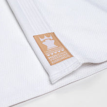 Carregar imagem no visualizador da galeria, Kimono BJJ (Gi) Moskova 2026 Limited Edition- Coral Gi White