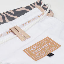 Carregar imagem no visualizador da galeria, Kimono BJJ (Gi) Moskova 2026 Limited Edition- Coral Gi White