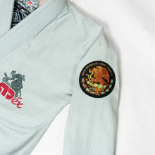 Cargar imagen en el visor de la galería, Kimono BJJ (Gi) Moya Brand Tenoch III- Light Gray