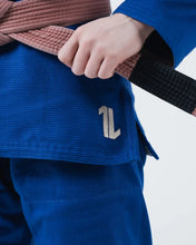 Carregar imagem no visualizador da galeria, Kimono de Jiu-Jitsu (Gi) Kingz The One V2 Mulher - Azul