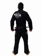 Carregar imagem no visualizador da galeria, Kimono BULLTERRIER Jiu Jitsu Gi Mushin Ver.8.0. - Negro - StockBJJ