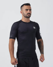 Load image into Gallery viewer, Rashguard Kingz Kore V2 Short Sleeve- Black