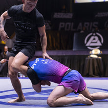 Lade das Bild in den Galerie-Viewer, Fortschritt Supernova Rashguard