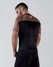 Charger l'image dans la galerie, Rashguard Kingz Classé Performance Short Sleeve - Brown