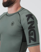 Charger l'image dans la galerie, Rashguard Kingz Kore v2 à manches courtes - vert
