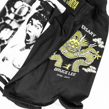 Carregar imagem no visualizador da galeria, Bruce Lee X Moya / Savage Training Short