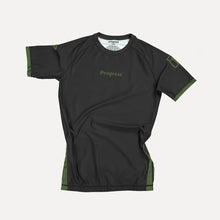 Charger l&#39;image dans la galerie, Progress Academy + Rashguard - Black court
