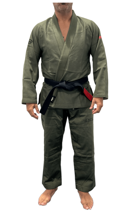 Kimono BJJ (GI) Maeda Red Label 3.0 Militärgrün - Weißer Gürtel enthalten