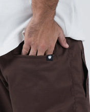Carregar imagem no visualizador da galeria, Kingz Casual Shorts- Marrom

