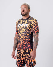 Load image into Gallery viewer, Rashguard Kingz Flame
