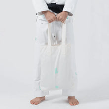 Carregar imagem no visualizador da galeria, Kimono BJJ (Gi) Kingz, o único - edição de hortelã - branca
