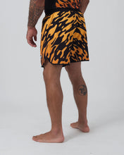 Charger l&#39;image dans la galerie, Flame Shorts
