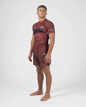 Carregar imagem no visualizador da galeria, Trooper Rashguard - Maroon
