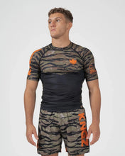 Charger l'image dans la galerie, Always Hunting Rashguard
