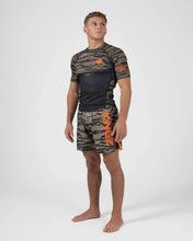 Charger l'image dans la galerie, Always Hunting Rashguard
