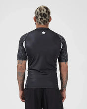 Lade das Bild in den Galerie-Viewer, Rashguard Kingz Ranked Performance V3 Short Sleeve - Schwarz
