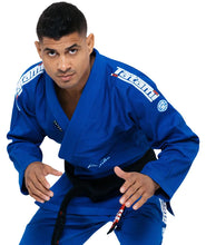 Lade das Bild in den Galerie-Viewer, Kimono BJJ (GI) Tatami Elements Superlite - Blau - weißer Gürtel enthalten
