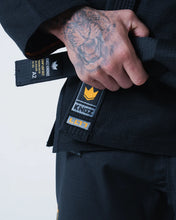 Lade das Bild in den Galerie-Viewer, Kimono Kingz Legends Never Die Respect - Schwarz
