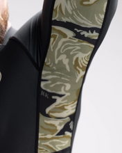 Cargar imagen en el visor de la galería, Scramble x Thrudark Enshu MK1 Rashguard – Long Sleeved

