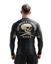 Cargar imagen en el visor de la galería, Scramble x Thrudark Enshu MK1 Rashguard – Long Sleeved

