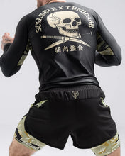 Cargar imagen en el visor de la galería, Scramble x Thrudark Enshu MK1 Rashguard – Long Sleeved
