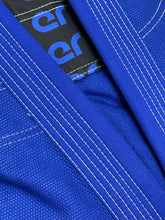 Lade das Bild in den Galerie-Viewer, Kimono (BJJ) Epic Roll -Wettbewerb Blau
