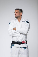 Cargar imagen en el visor de la galería, Kimono Kingz Nanõ 2.0 - Blanco - StockBJJ
