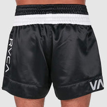 Carregar imagem no visualizador da galeria, RVCA Muay Thai Short- Negro - StockBJJ
