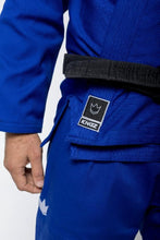 Load image into Gallery viewer, Kimono Kingz The One- Azul- CINTURON BLANCO INCLUIDO - StockBJJ
