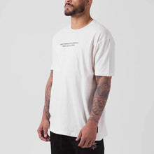 Lade das Bild in den Galerie-Viewer, Kingz Est. 2011- Creme T-Shirt
