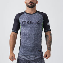 Carregar imagem no visualizador da galeria, MAEDA URBAN CAMO RASHGUARD
