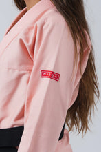 Charger l&#39;image dans la galerie, Kimono BJJ (GI) Maeda Red Label 3.0 Peach pour femmes - ceinture blanche incluse
